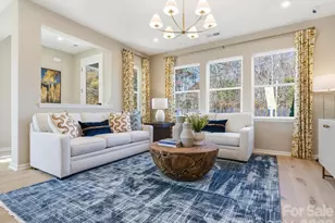 8434 Discovery Ln, Charlotte, NC 28216 - Photo 3