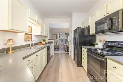 12327 Jessica Place, Charlotte, NC 28269 - Photo 5