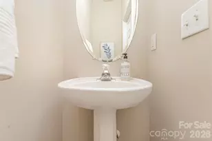 12327 Jessica Pl, Charlotte, NC 28269 - Photo 15