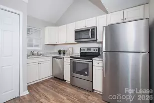 347 Crown Point Dr, Salisbury, NC 28146 - Photo 3