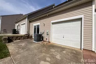 1011 Laparc Ln, Indian Trail, NC 28079 - Photo 27