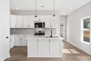 119 Cherry Spgs Ln, Asheville, NC 28804 - Photo 7