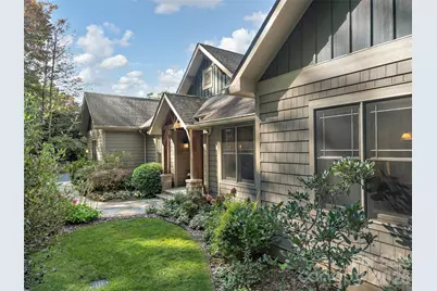 442 Coopers Hawk Drive, Asheville, NC 28803 - Photo 3