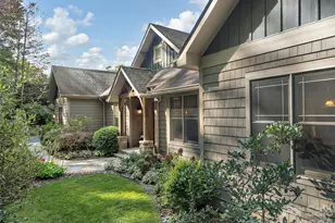 442 Coopers Hawk Dr, Asheville, NC 28803 - Photo 3