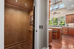 442 Coopers Hawk Dr, Asheville, NC 28803 - Photo 31