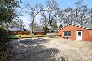 1209 Oakwood Ave, Gastonia, NC 28052 - Photo 25