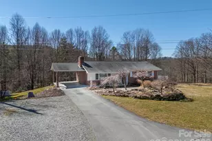 590 Big Oak Rd, Hendersonville, NC 28792 - Photo 5