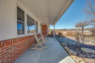 590 Big Oak Rd, Hendersonville, NC 28792 - Photo 9