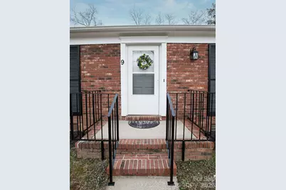 9 Lynwood Circle, Asheville, NC 28806 - Photo 7