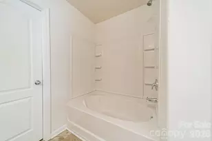 8315 Paw Valley Ln, Charlotte, NC 28214 - Photo 21