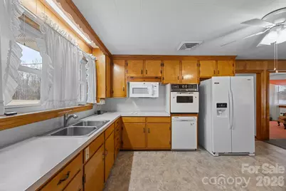 2050 Lake Road, Salisbury, NC 28146 - Photo 13