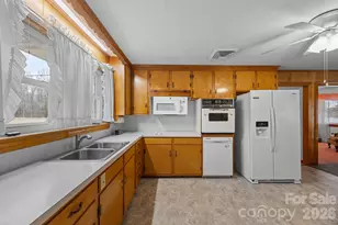 2050 Lake Rd, Salisbury, NC 28146 - Photo 13