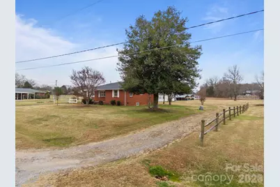 2050 Lake Road, Salisbury, NC 28146 - Photo 5