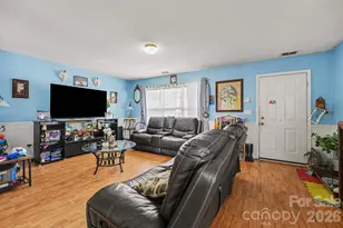 758 Mountainwater Dr, Charlotte, NC 28262 - Photo 7