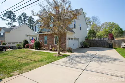19449 Smith Circle, Cornelius, NC 28031 - Photo 9