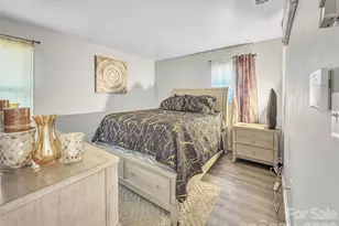 6531 Rosecran Dr, Charlotte, NC 28215 - Photo 13