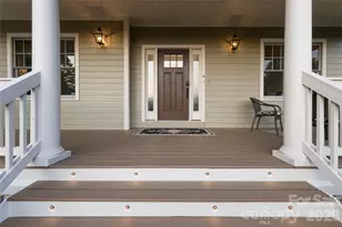 22 Rosebay Ln, Asheville, NC 28803 - Photo 3