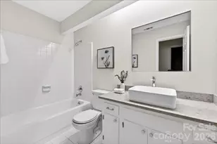 9227 N Vicksburg Park Ct, Charlotte, NC 28210 - Photo 25