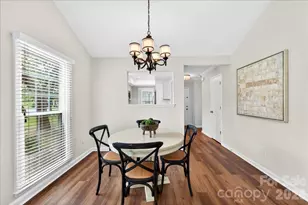 9227 N Vicksburg Park Ct, Charlotte, NC 28210 - Photo 17