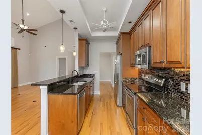 132 Towne Place Drive, Hendersonville, NC 28792 - Photo 13