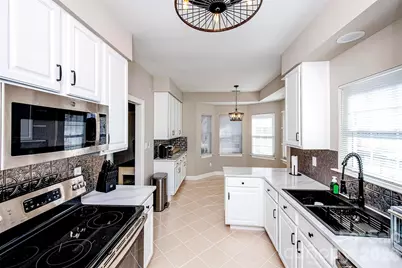 5919 Fitzwilliams Lane, Charlotte, NC 28270 - Photo 9