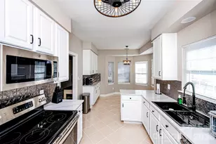 5919 Fitzwilliams Ln, Charlotte, NC 28270 - Photo 9