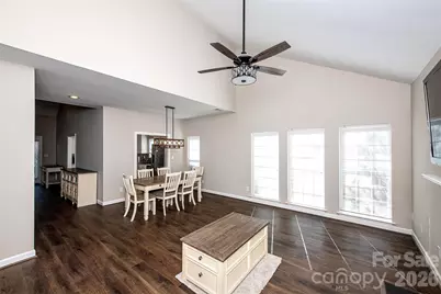 5919 Fitzwilliams Lane, Charlotte, NC 28270 - Photo 7