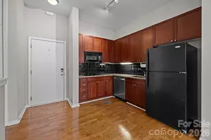 2125 Southend Dr, Charlotte, NC 28203 - Photo 3