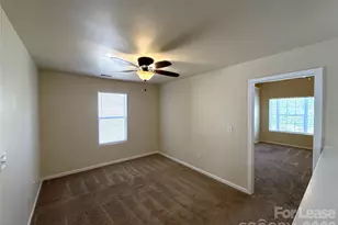6831 Sunman Rd, Charlotte, NC 28216 - Photo 13