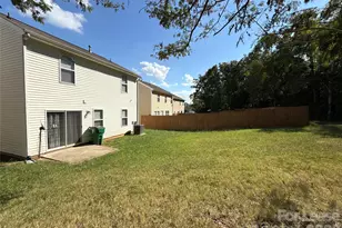 6831 Sunman Rd, Charlotte, NC 28216 - Photo 15