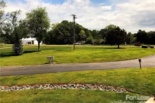 722 Mallard Head Ln, Mooresville, NC 28117 - Photo 19