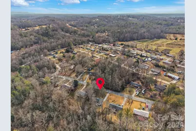 1437 Oak Hill Drive, Morganton, NC 28655 - Photo 45