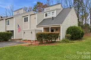 8407 Cricket Lake Dr, Charlotte, NC 28277 - Photo 1