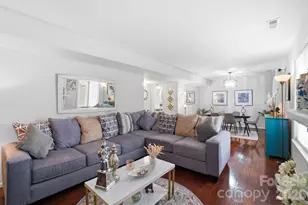 8407 Cricket Lake Dr, Charlotte, NC 28277 - Photo 9