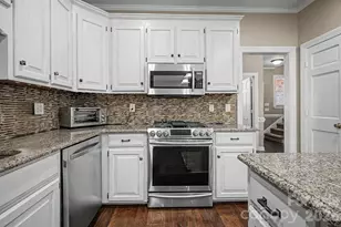 25 Blenheim Ct NE, Concord, NC 28025 - Photo 9