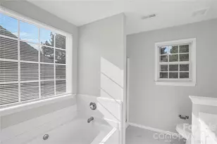 5815 Waverly Lynn Ln, Charlotte, NC 28269 - Photo 23