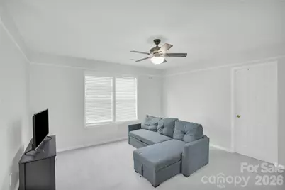 5815 Waverly Lynn Lane, Charlotte, NC 28269 - Photo 19