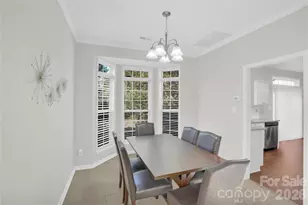 5815 Waverly Lynn Ln, Charlotte, NC 28269 - Photo 13