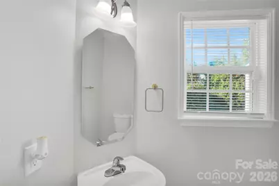 5815 Waverly Lynn Lane, Charlotte, NC 28269 - Photo 17