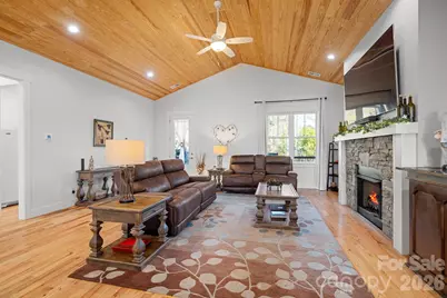 236 Cider Hill Lane, Hendersonville, NC 28792 - Photo 9