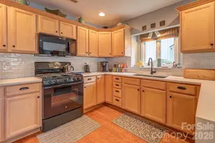 429 Kyfields Dr, Weaverville, NC 28787 - Photo 11