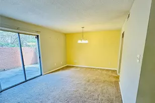 10935 Hunter Trail Ln, Charlotte, NC 28226 - Photo 5