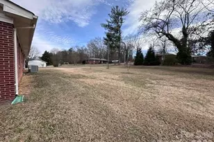 138 Longview Dr, Forest City, NC 28043 - Photo 5