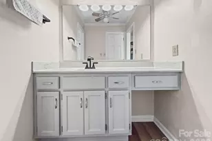 2404 Wildburne Ct, Charlotte, NC 28262 - Photo 25