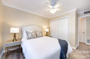 430 Queens Rd, Charlotte, NC 28207 - Photo 17