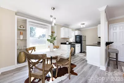 430 Queens Road #221, Charlotte, NC 28207 - Photo 7