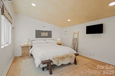 2525 Kanuga Road, Hendersonville, NC 28739 - Photo 37