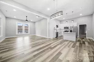 136 E Lacy St, Chester, SC 29706 - Photo 7