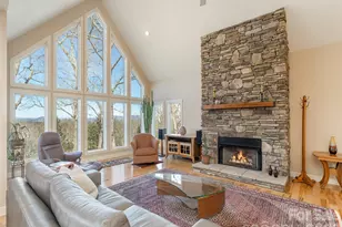 402 Claremont Dr, Flat Rock, NC 28731 - Photo 9