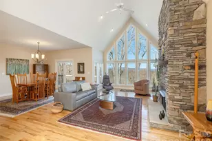 402 Claremont Dr, Flat Rock, NC 28731 - Photo 5